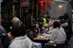 日本多地连发集体食物中毒事务逾百人“中招”